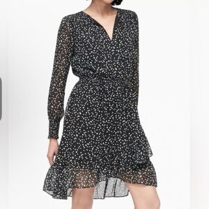 Banana Republic Black Polka Dot print V-Neck Dress